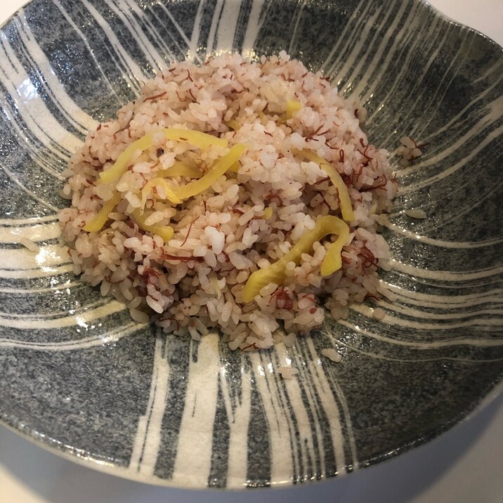 居酒屋の味 コンビーフ入りガーリックチャーハン レシピ 作り方 By あきとき 楽天レシピ
